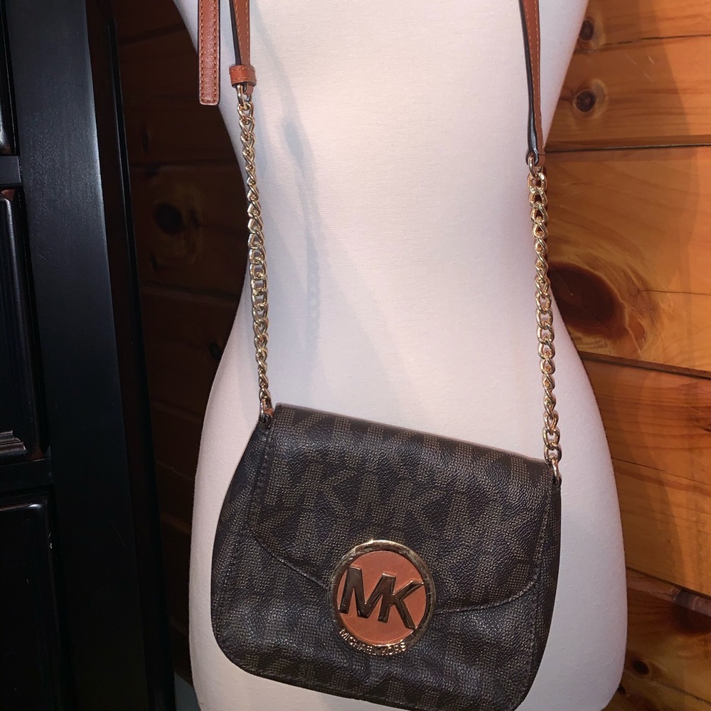 Michael Kors signature crossbody gold chain bag
